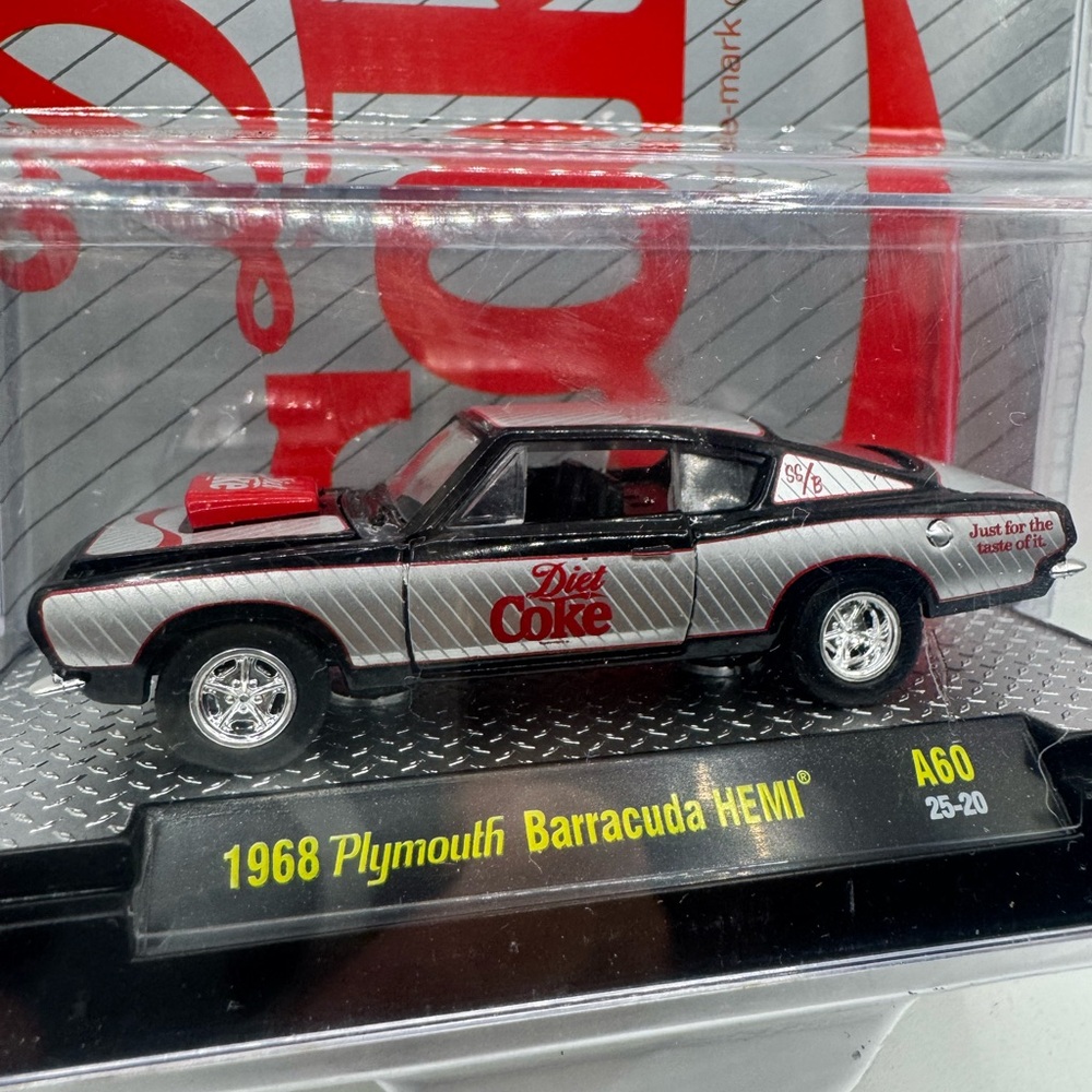 2026 M2 Machines 1968 Plymouth BARRACUDA HEMI Coca Cola Diet Coke CHASE